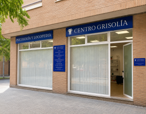 Fachada de Centro Grisolía, centro de psicología, logopedia y pedagogía en Valencia